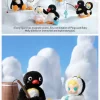 Baby Molly × Pingu Happy Fishing -sarja – vinyylipehmoinen riipuslaatikko
