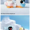 Baby Molly × Pingu Happy Fishing -sarja – vinyylipehmoinen riipuslaatikko