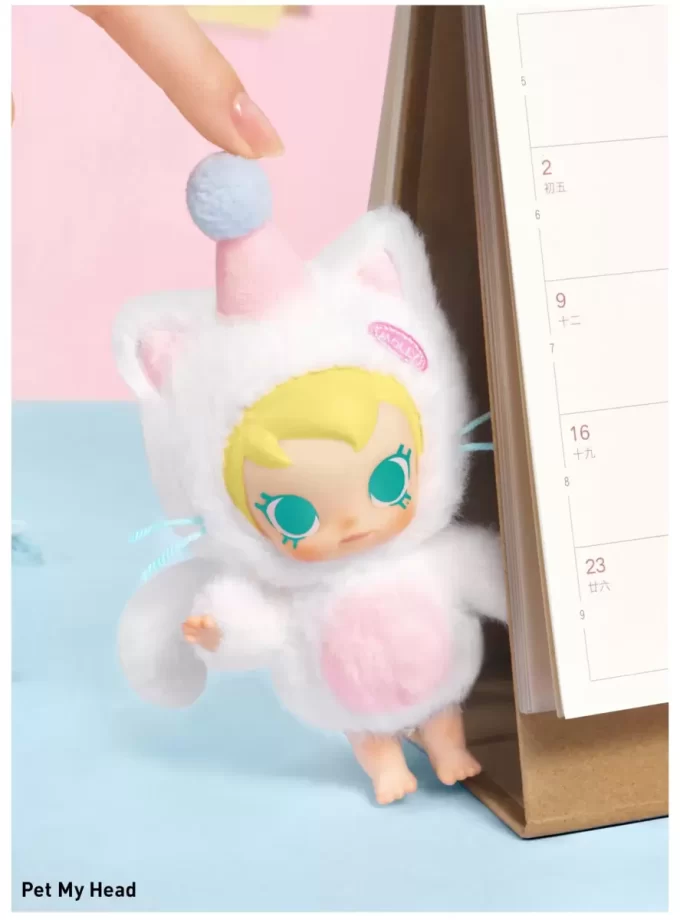 Baby Molly Pocket Friends -sarja – vinyylipehmoinen riipusverholaatikko