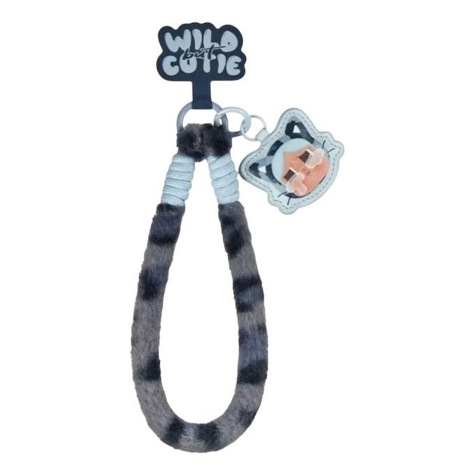 Crybaby Wild but Cutie -kännykkäkoru ”Denim Cutie”