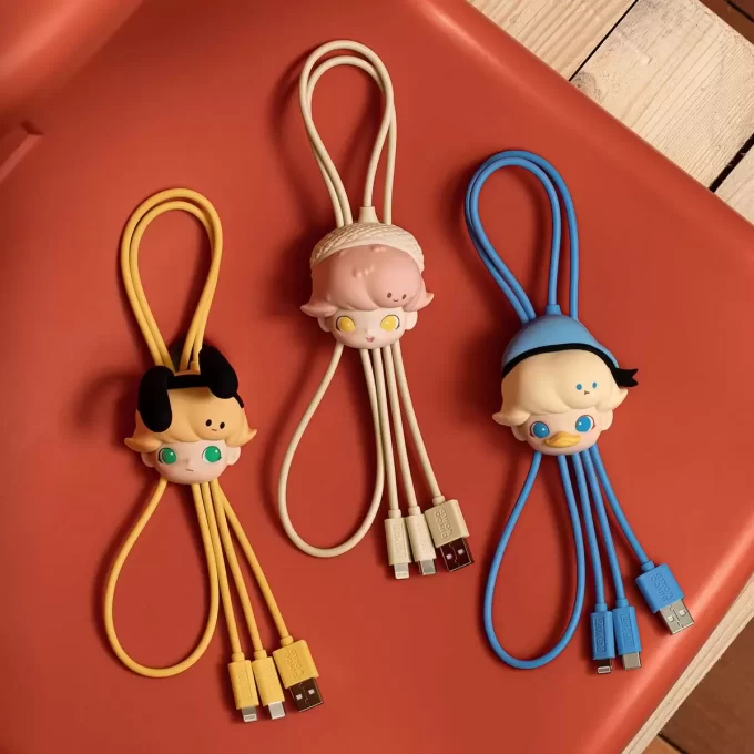 DIMOO WORLD × DISNEY Sarja – 2 yhdessä -kaapelikaihdin