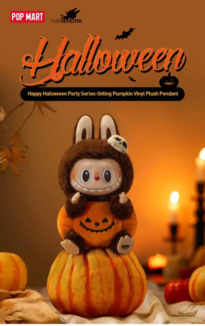 Happy Halloween Party -sarja – Istuva kurpitsa -vinyylipehmoriipus
