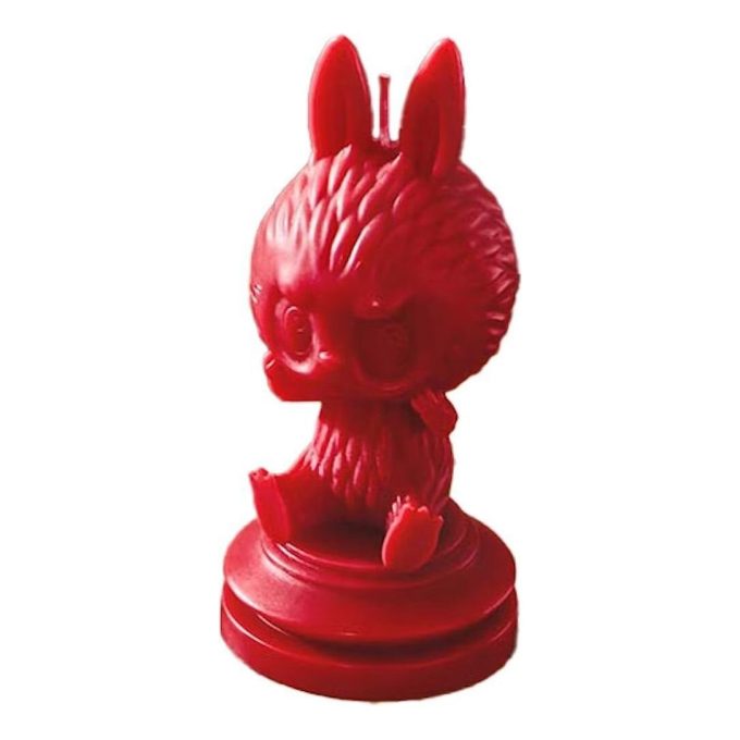 Labubu Let’s Checkmate -tuoksukynttilä ”Kuningatar”