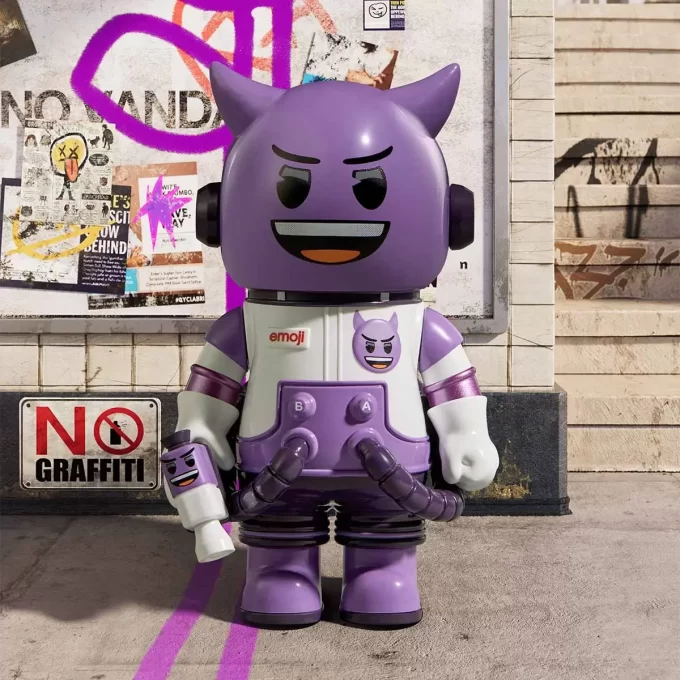 MEGA SPACE MOLLY 100 % × Emoji™ -sarja