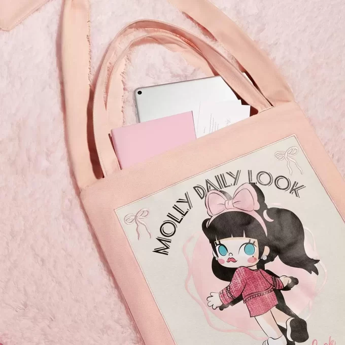 MOLLY Daily Look -sarjan olkalaukku (Muotimaailman nouseva tähti)