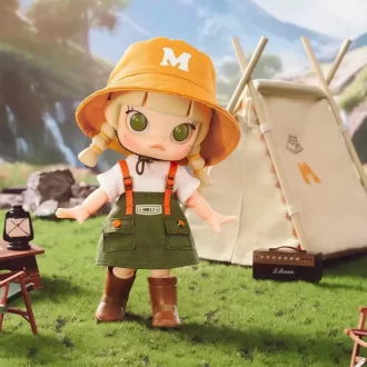 MOLLY Go Camping -toimintahahmo