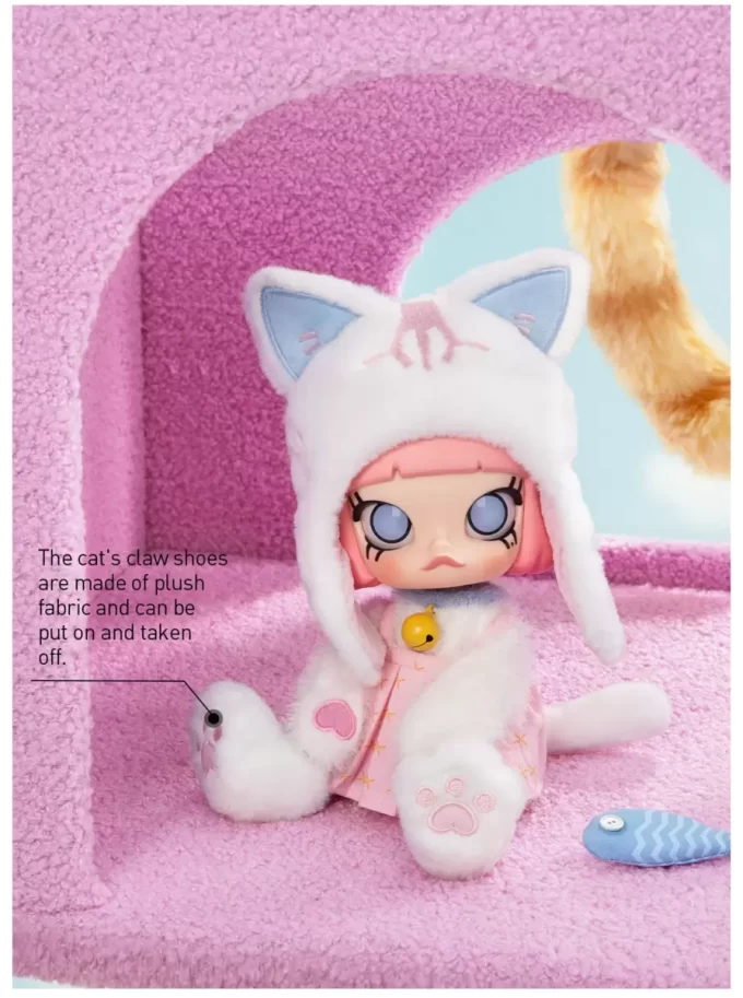 MOLLY Peekaboo 1/8 toimintahahmo