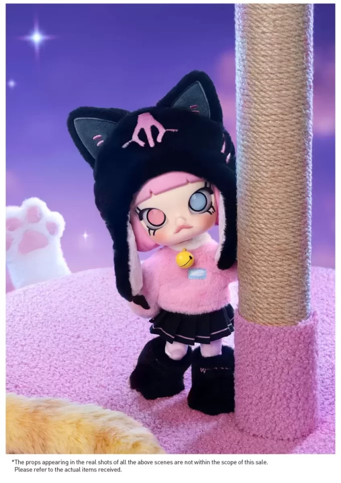 MOLLY Peekaboo 1/8 toimintahahmo