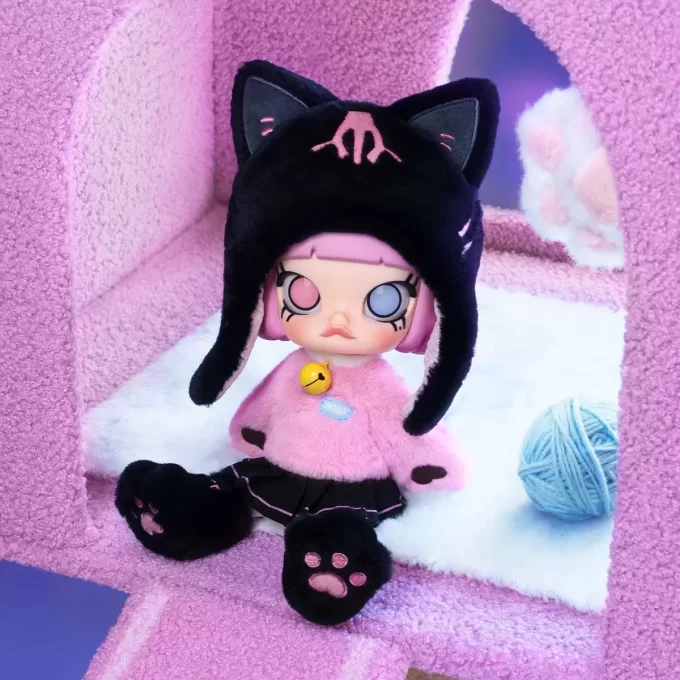 MOLLY Peekaboo 1/8 toimintahahmo